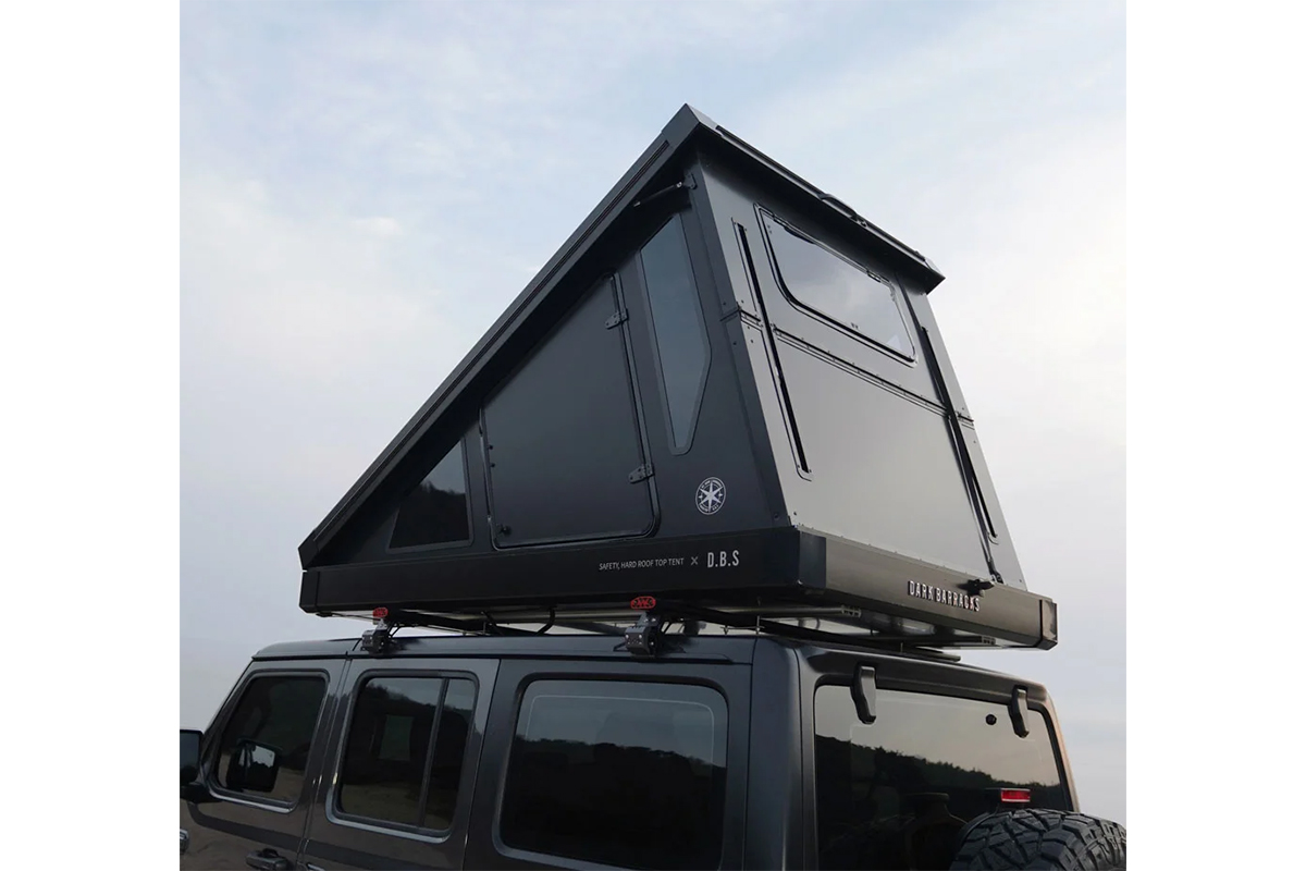 Black Roof tent with fixed walls